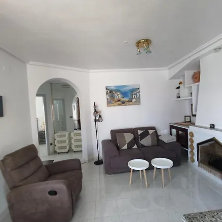 Apartment Schoenes Ruhiges Rooftop Mit Grosser Dachterrasse Torrevieja