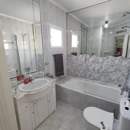 Apartamento Schoenes Ruhiges Rooftop Mit Grosser Dachterrasse *